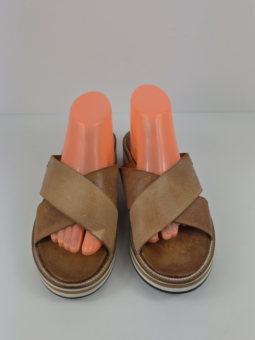 Roan by Bed Stu Shout Brown Leather Slip-on Platform Women's Sandals Size 9 - Picture 4 of 10